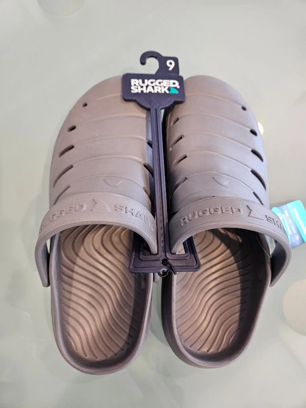 Rugged Shark Mans Clog Shoes Size 9 NWT Gray
